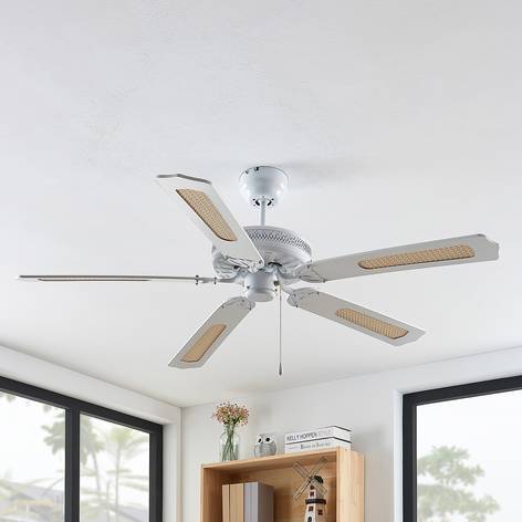 Stropný ventilátor RUHNE Lindby, biely, tri rýchlosti, šnúrový vypínač_Svetlá.sk.